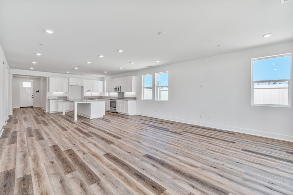 Available & QuickMove Home in Piru, CA 3813 Shannon Lane Plan Four